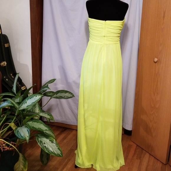 Dress - Picture 2 of 6